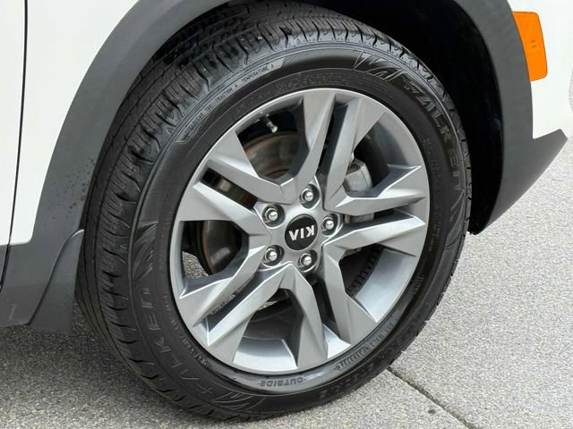 Used 2021 Kia Seltos S FWD image 20