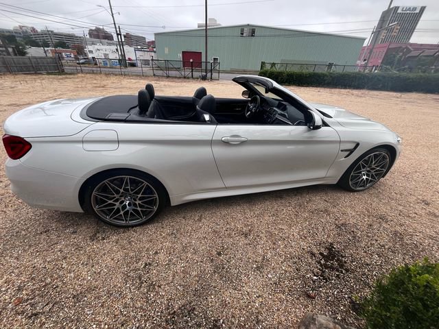 Used 2018 BMW M4 Convertible image 7