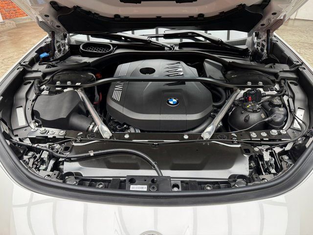 Used 2026 BMW 740i xDrive w/ Executive Package image 28