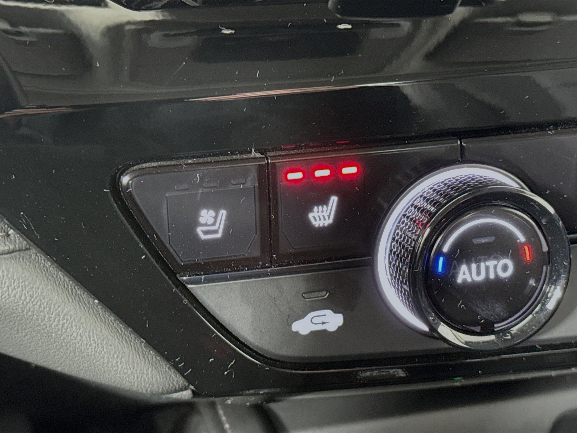 Certified 2025 Honda Accord Touring image 21