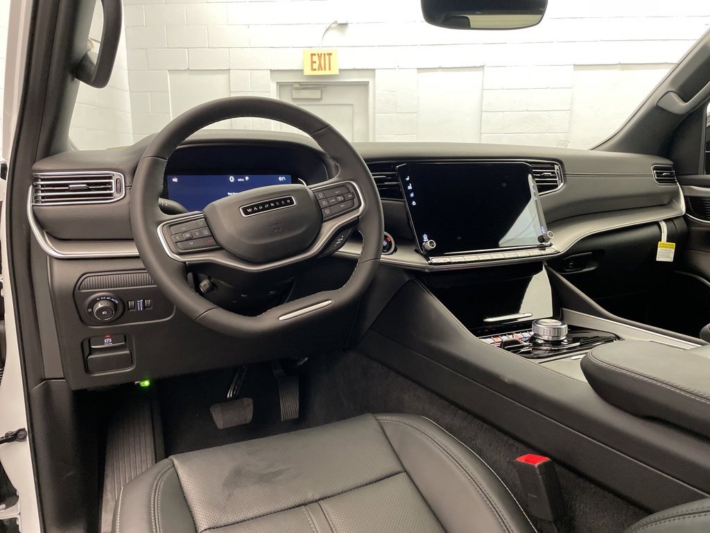 New 2025 Jeep Wagoneer 4WD w/ Premium Group I image 12