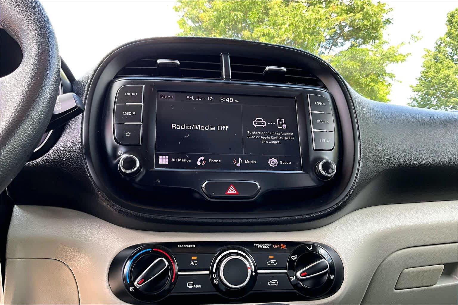 Used 2023 Kia Soul LX FWD image 35