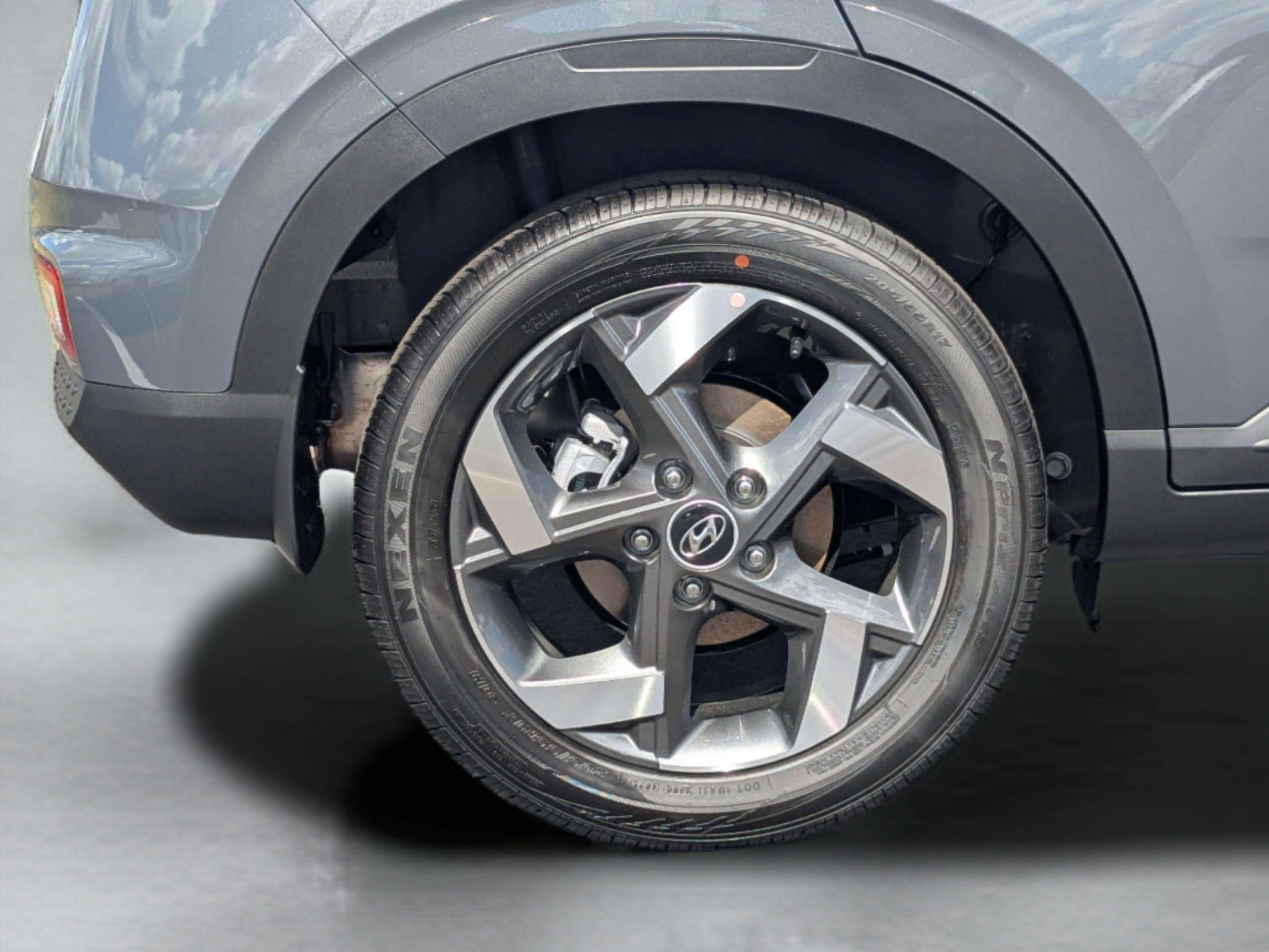 New 2026 Hyundai Venue SEL FWD image 37
