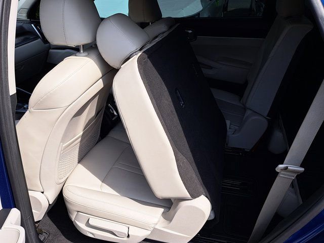 Used 2022 Kia Sorento S w/ Panoramic Sunroof Package FWD image 28