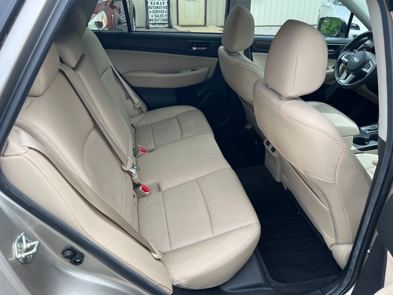 Used 2016 Subaru Outback 2.5i Limited AWD/4WD image 26