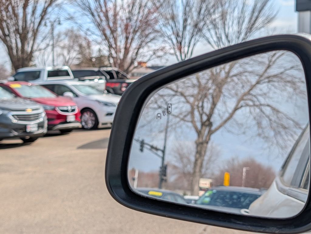 Used 2019 Buick Encore Essence w/ Safety Package II image 33
