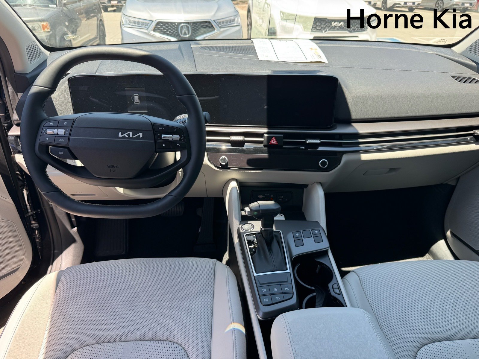 New 2026 Kia Sportage EX FWD image 13