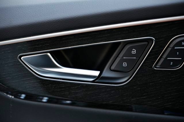 New 2026 Audi Q8 Premium Plus AWD/4WD image 13