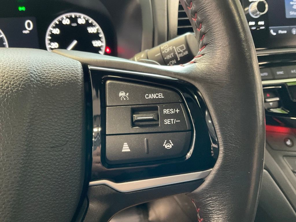 Used 2025 Honda Odyssey Sport-L image 12
