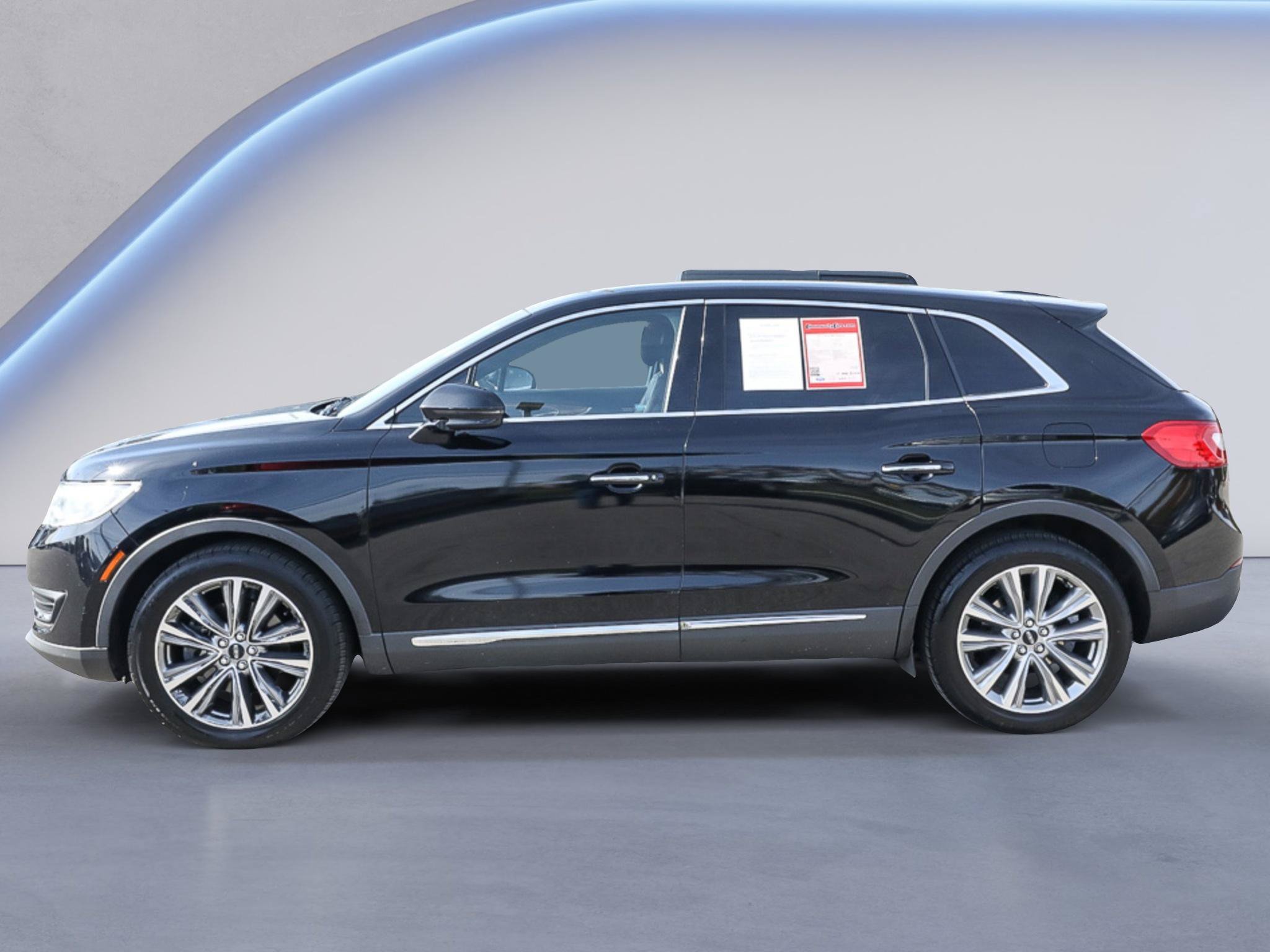 Used 2017 Lincoln MKX Reserve w/ Lincoln MKX Climate Package AWD/4WD image 4