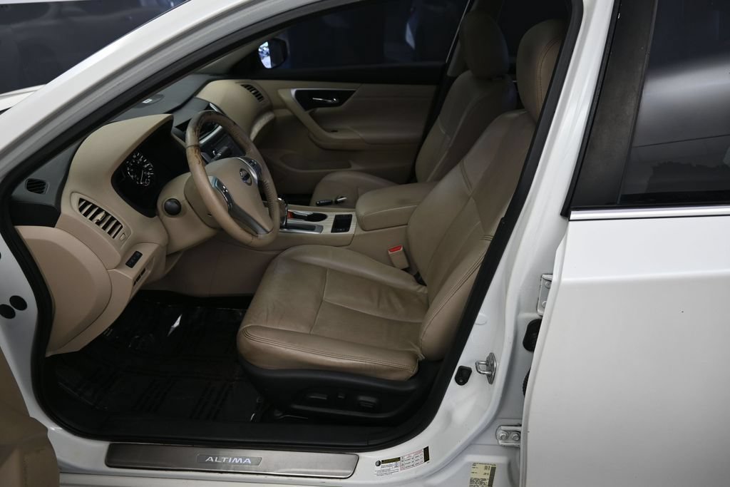 Used 2016 Nissan Altima 2.5 SL w/ 2.5 Technology Package FWD image 27