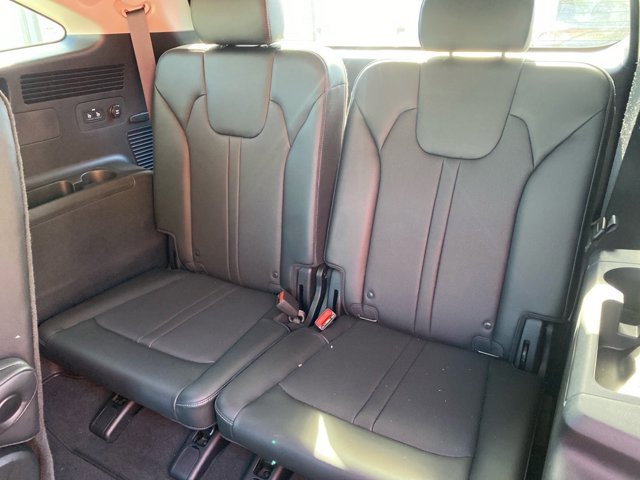 Certified 2023 Kia Sorento SX image 26