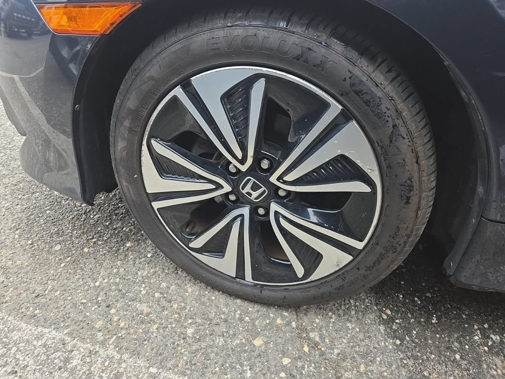 Used 2016 Honda Civic EX-T image 4