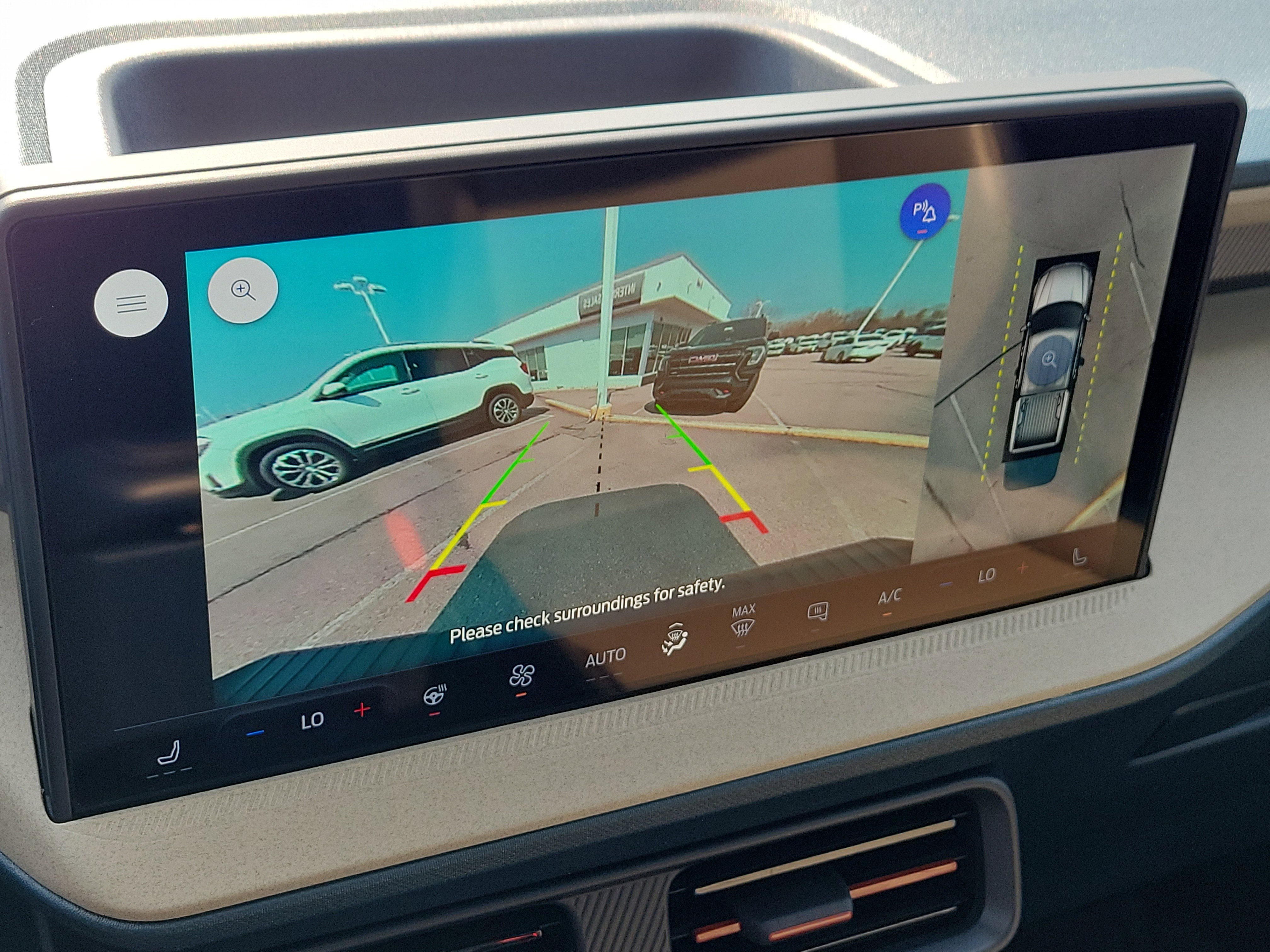 Used 2025 Ford Maverick Lariat image 26