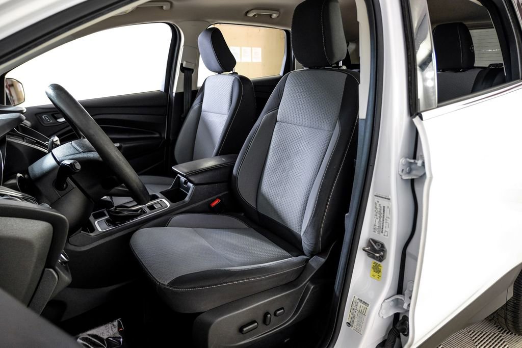 Used 2019 Ford Escape SE image 31