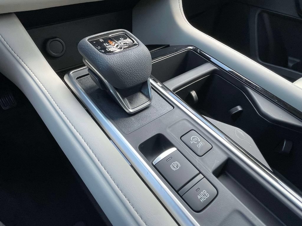 New 2026 Nissan Pathfinder SL w/ SL Premium Package FWD image 32