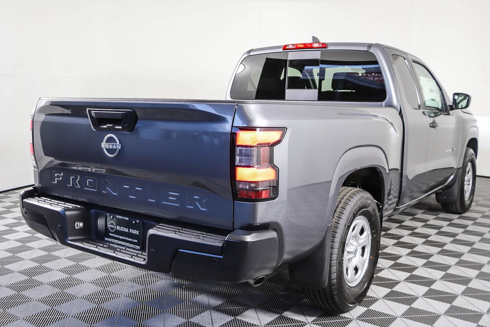New 2027 Nissan Frontier S RWD image 8