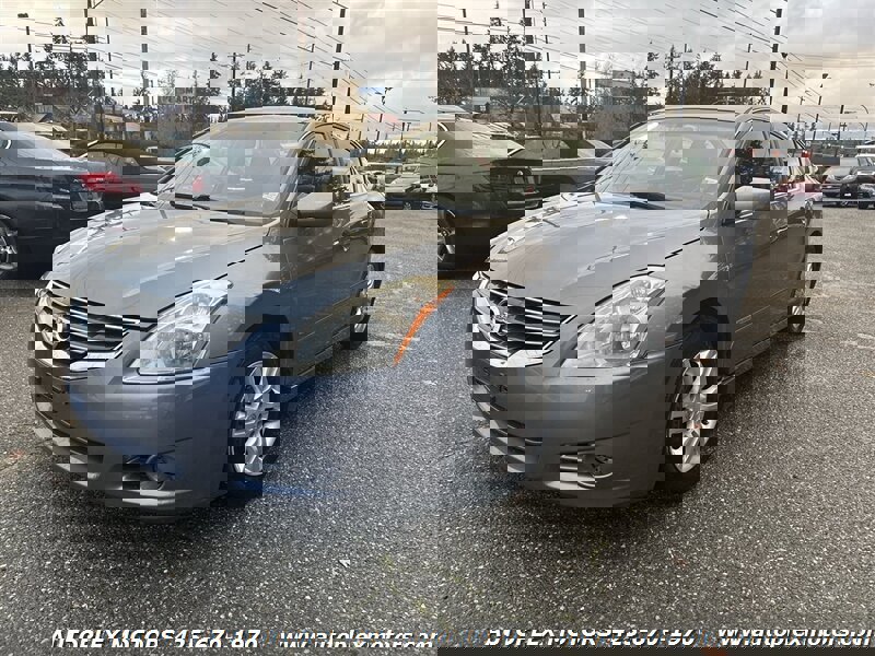 Used 2011 Nissan Altima Hybrid Sedan image 3