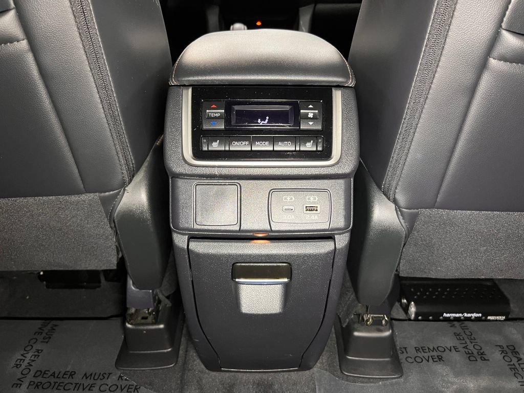 Used 2025 Subaru Ascent Bronze Edition AWD/4WD image 22
