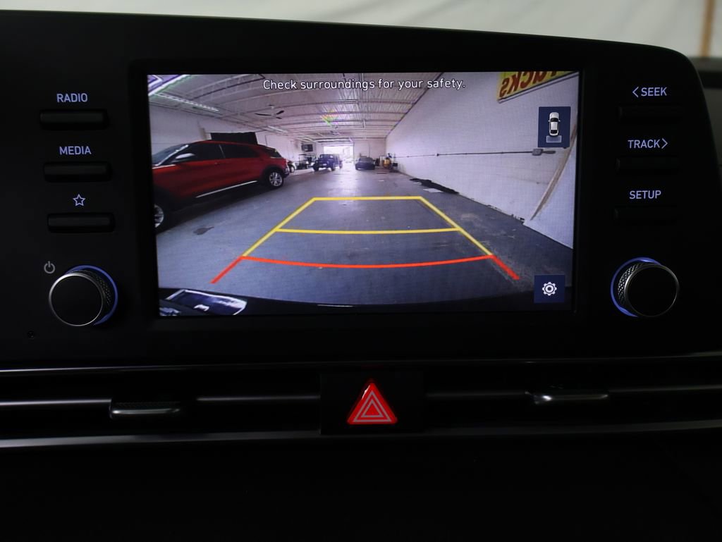 Used 2021 Hyundai Elantra SE w/ Cargo Package image 21