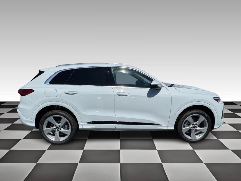 New 2025 Audi Q5 Premium Plus image 2