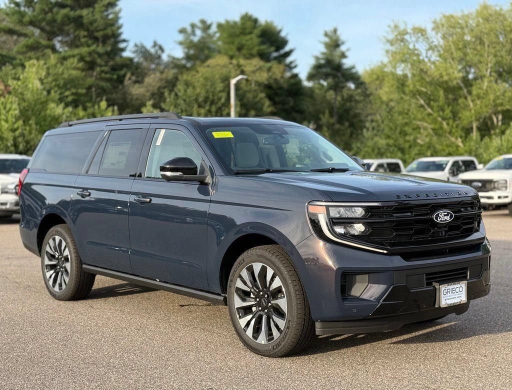 New 2027 Ford Expedition Max Platinum AWD/4WD image 1
