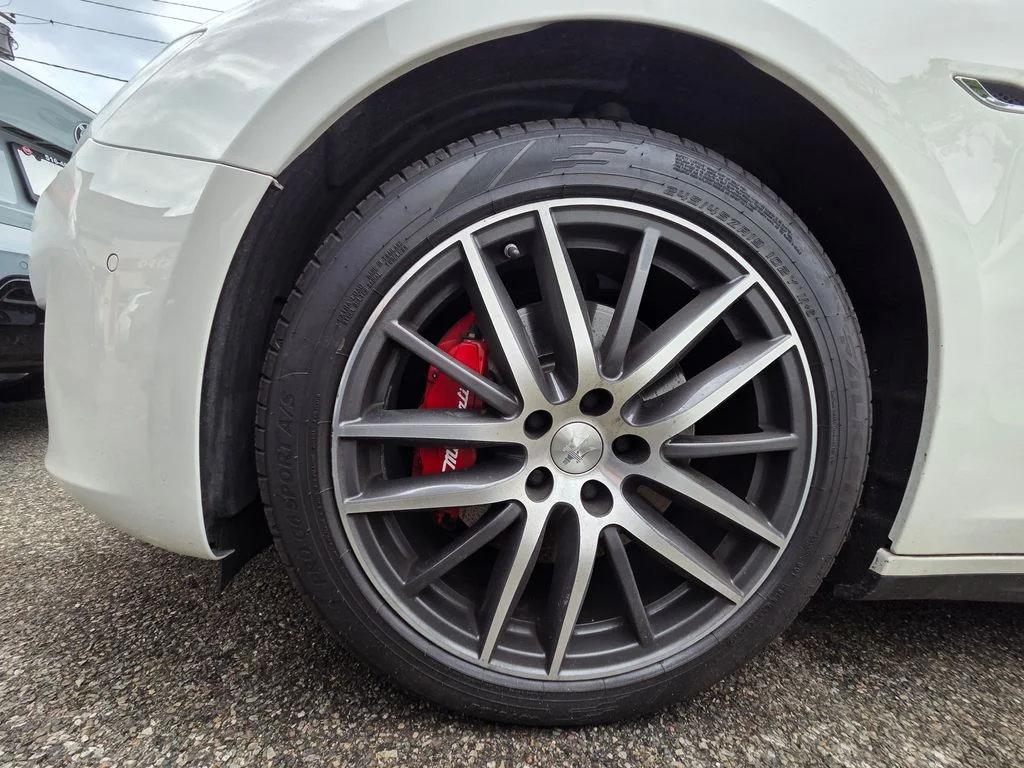 Used 2020 Maserati Ghibli RWD image 6