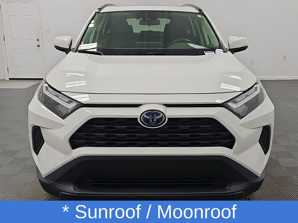 Used 2023 Toyota RAV4 XLE w/ Convenience Package AWD/4WD image 4