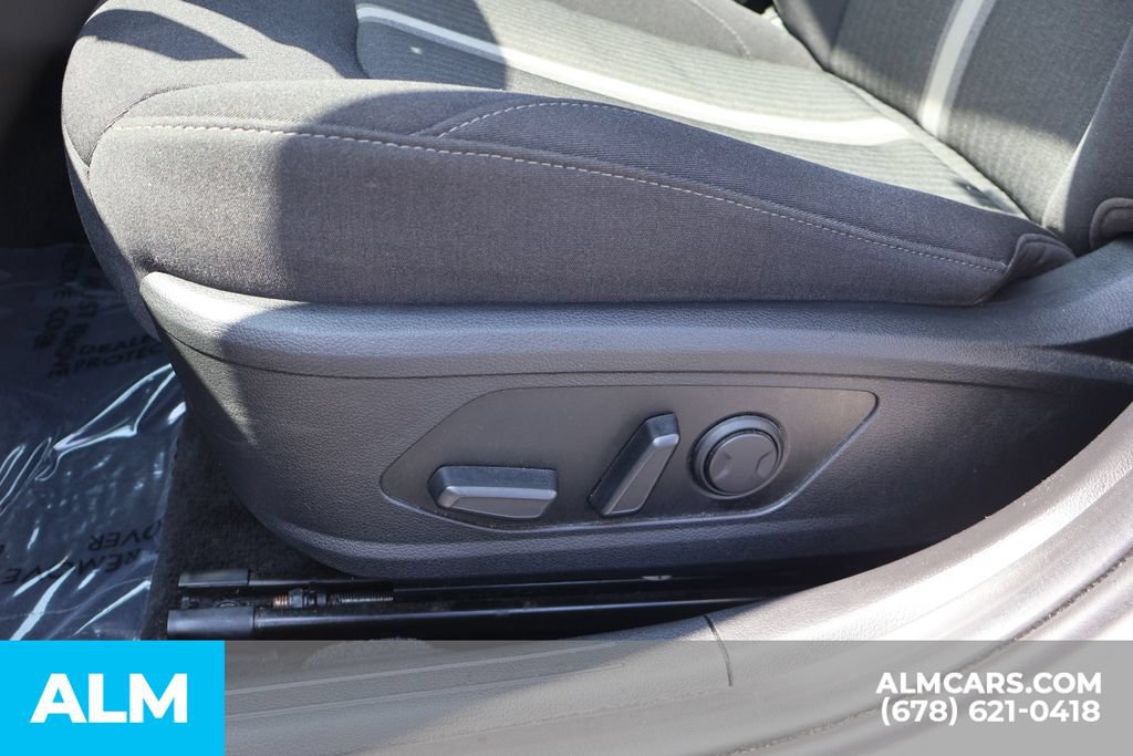 Used 2025 Hyundai Sonata SEL FWD image 11