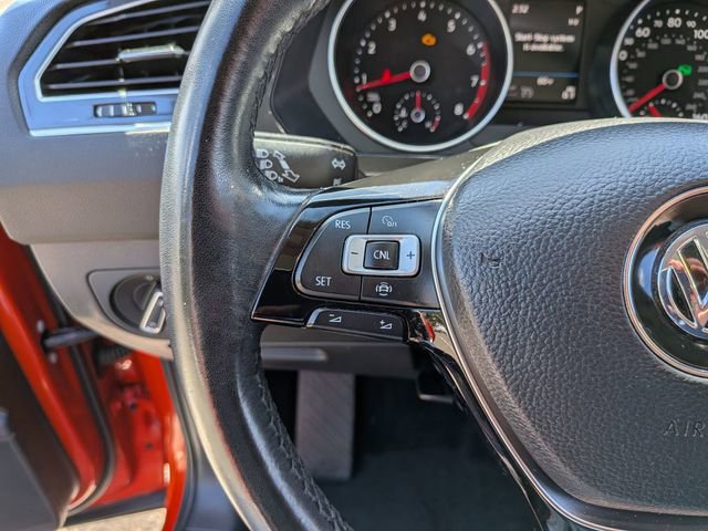 Used 2019 Volkswagen Tiguan SE w/ Panoramic Sunroof Package AWD/4WD image 15