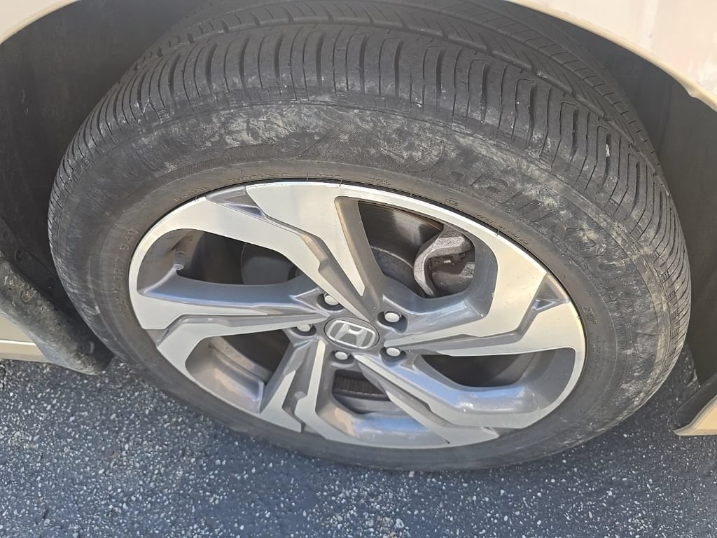 Used 2020 Honda Accord EX-L image 8