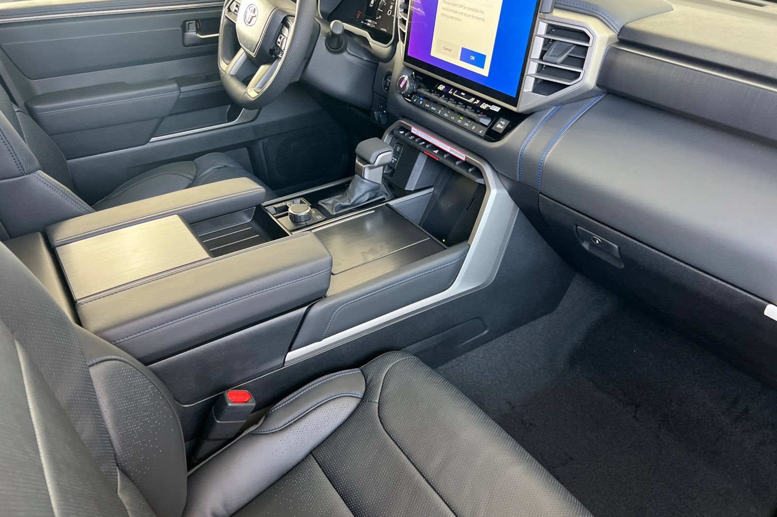 New 2026 Toyota Sequoia Platinum w/ TRD Off-Road Package AWD/4WD image 18