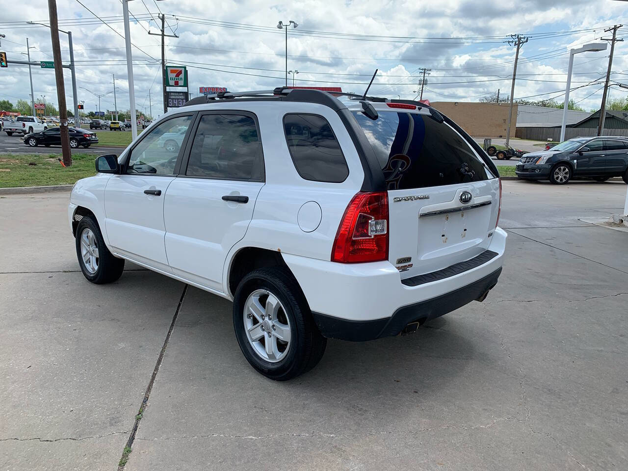 Used 2010 Kia Sportage LX AWD/4WD image 5