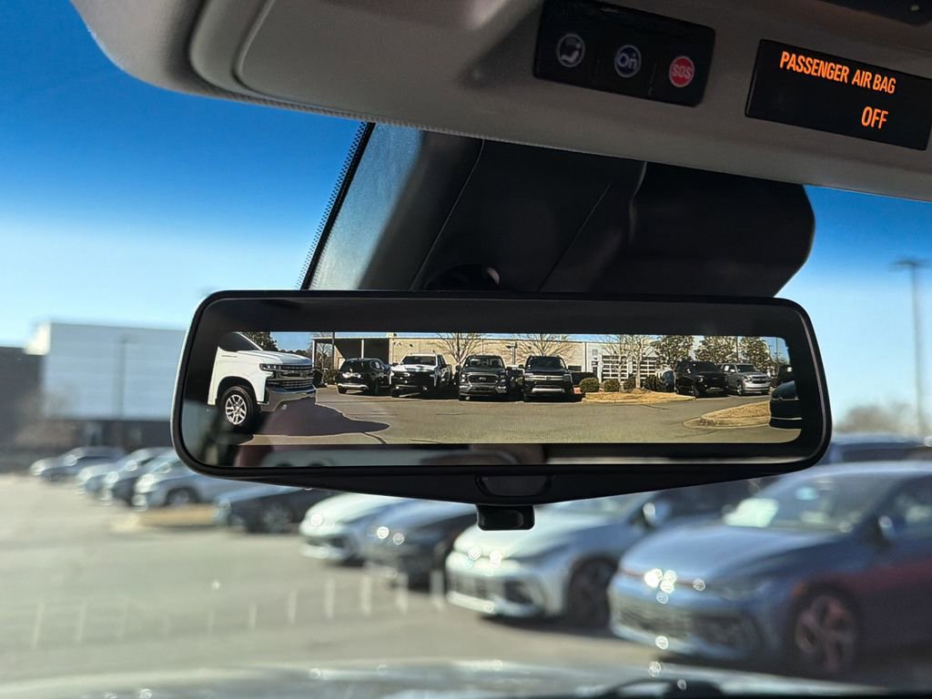 Used 2020 Cadillac Escalade Premium Luxury image 32