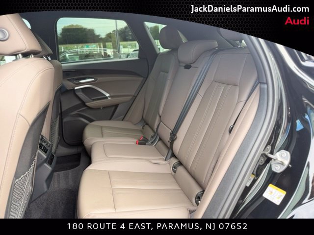 Used 2025 Audi Q5 Premium w/ Convenience Package AWD/4WD image 16