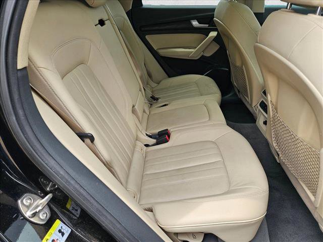 Used 2018 Audi Q5 2.0T Premium Plus w/ Premium Plus Package AWD/4WD image 21