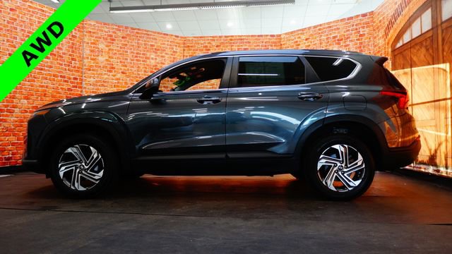 Used 2023 Hyundai Santa Fe SE AWD/4WD image 4