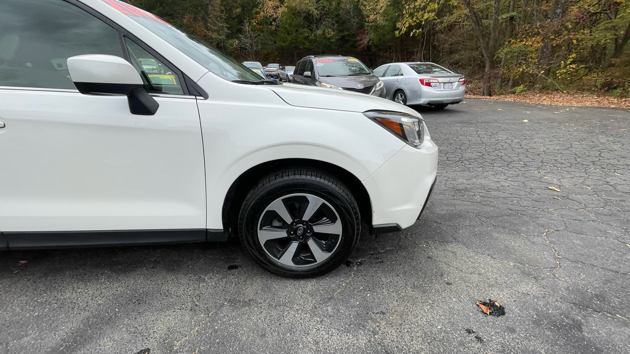 Used 2018 Subaru Forester 2.5i Limited image 12