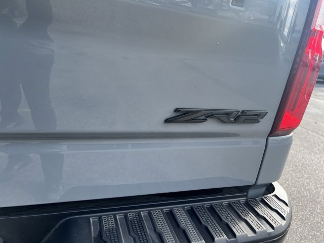 Used 2025 Chevrolet Silverado 1500 ZR2 w/ Dark Appearance Package image 6