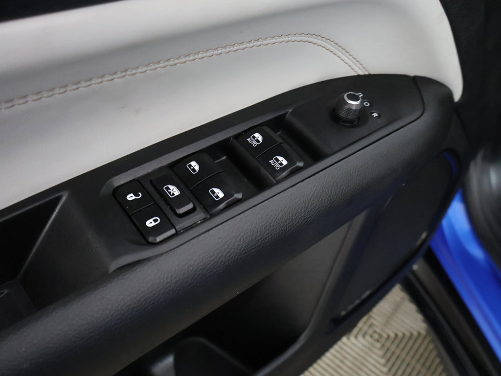 Used 2023 Jeep Compass Limited w/ Elite Group AWD/4WD image 36