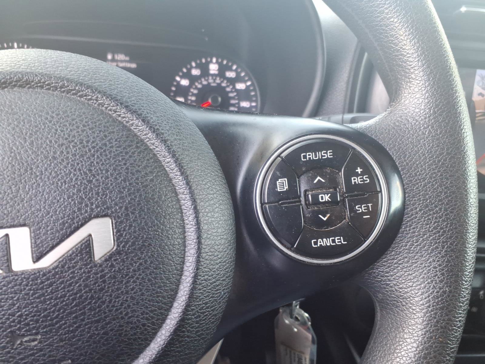 Used 2022 Kia Soul LX image 17