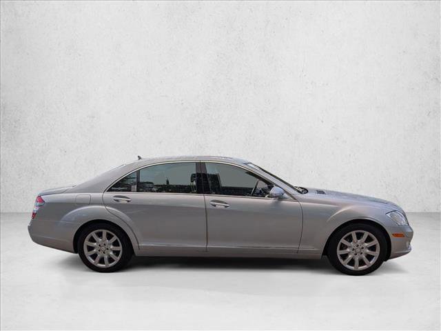 Used 2008 Mercedes-Benz S 550 image 4