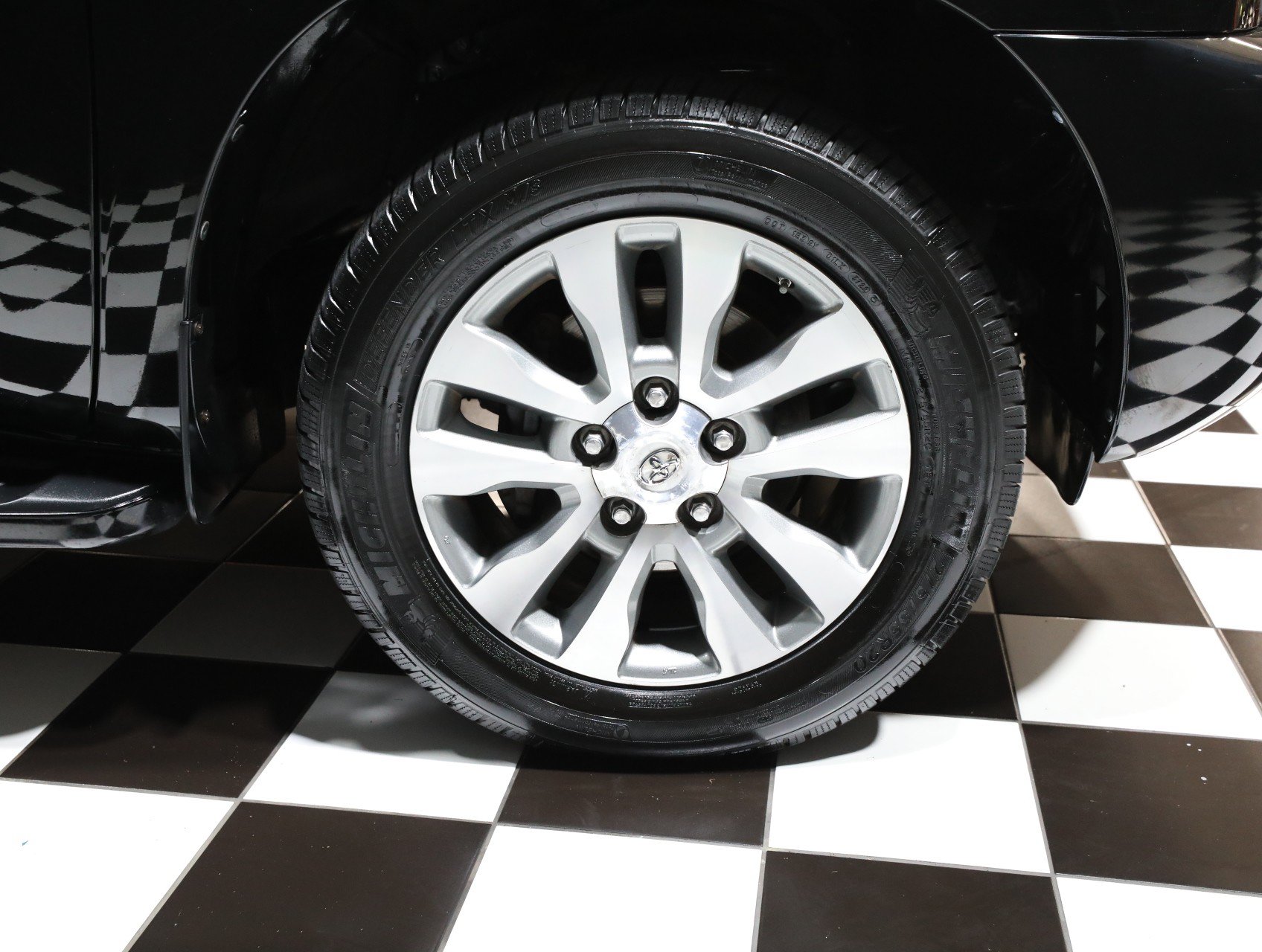 Used 2016 Toyota Sequoia Limited AWD/4WD image 30