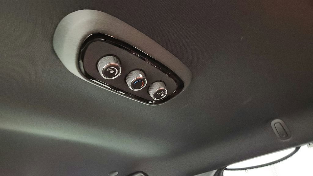 Used 2021 Dodge Durango SRT w/ Technology Group image 50