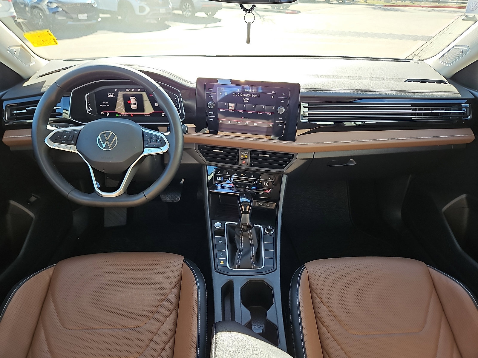 Used 2025 Volkswagen Jetta SEL image 6