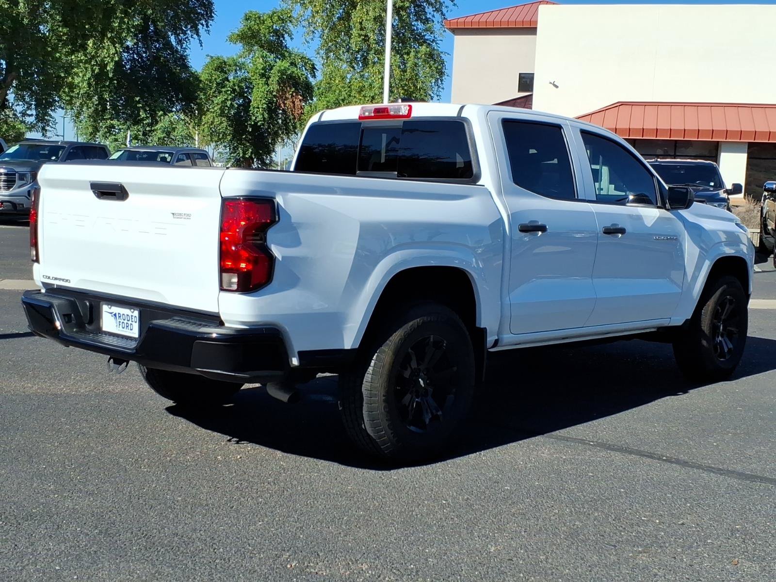 Used 2024 Chevrolet Colorado W/T w/ WT Convenience Package RWD image 5