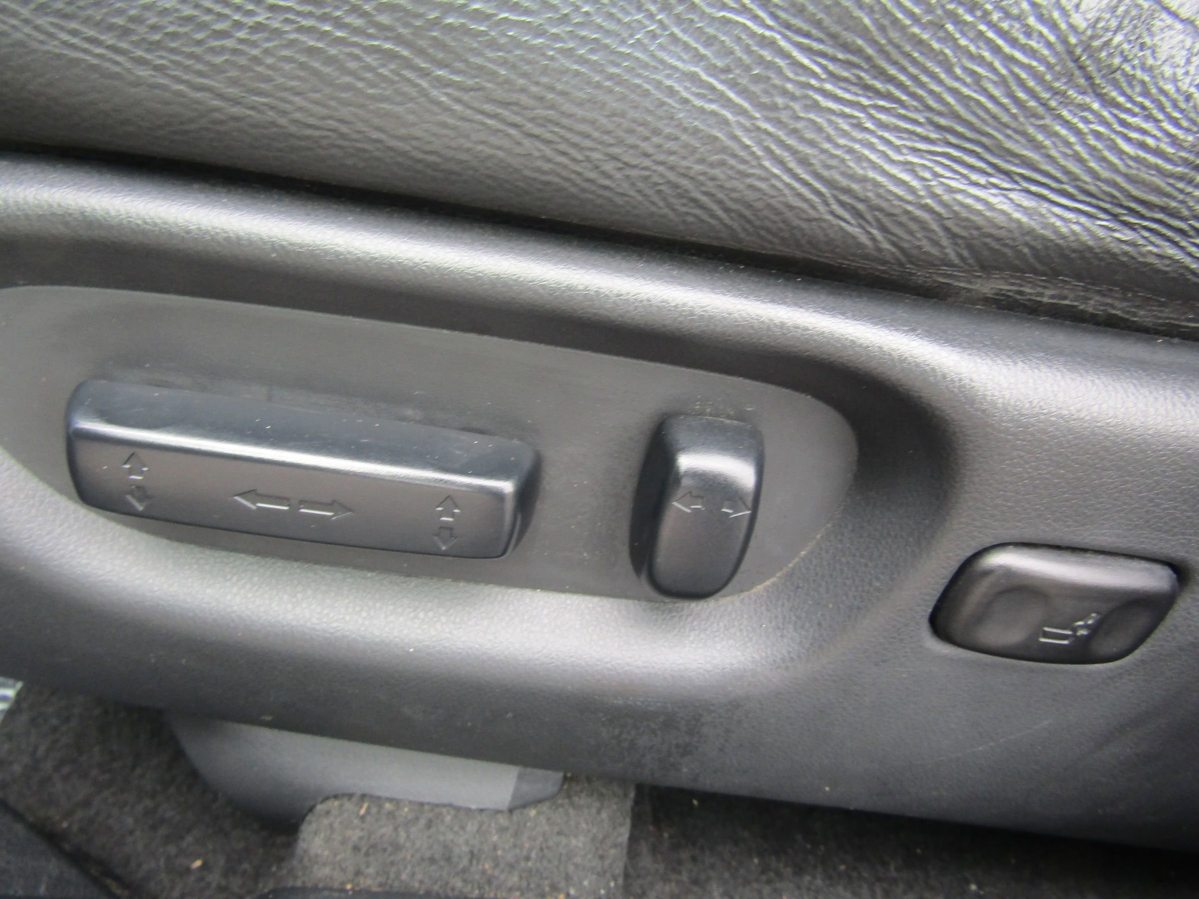 Used 2008 Acura RDX SH-AWD w/ Technology Package image 16