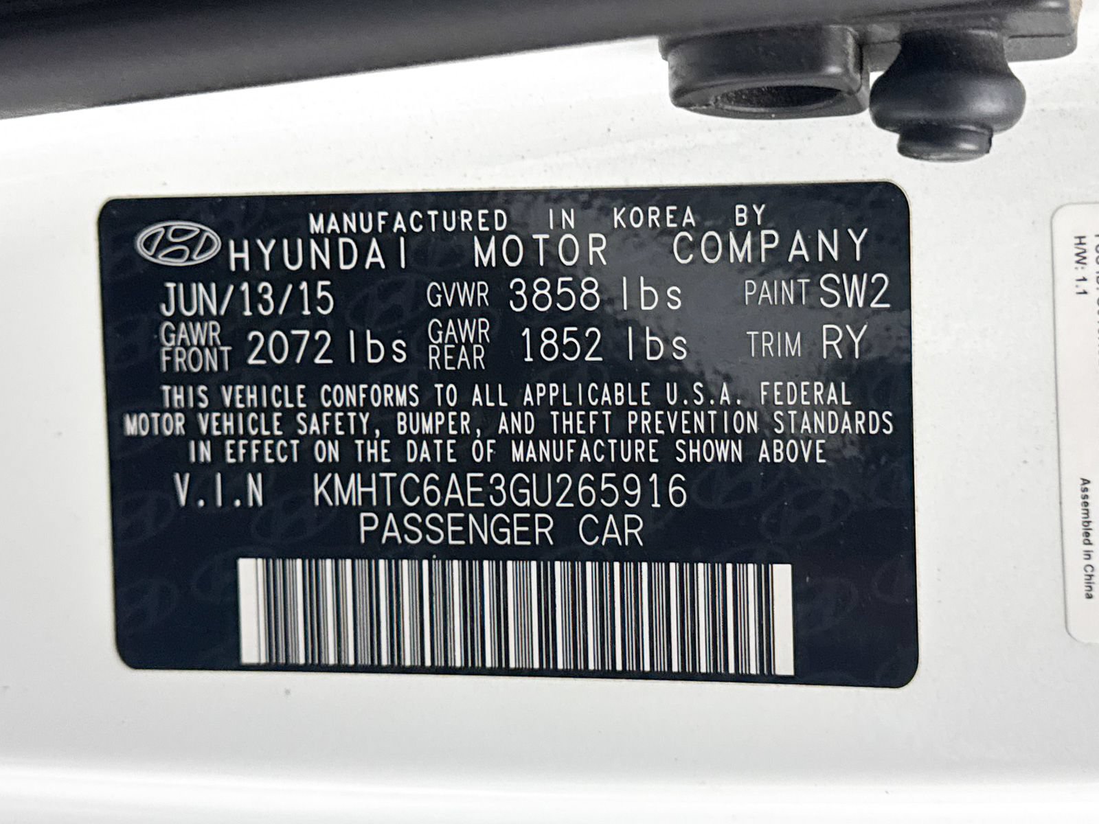Used 2016 Hyundai Veloster Turbo R-Spec FWD image 34