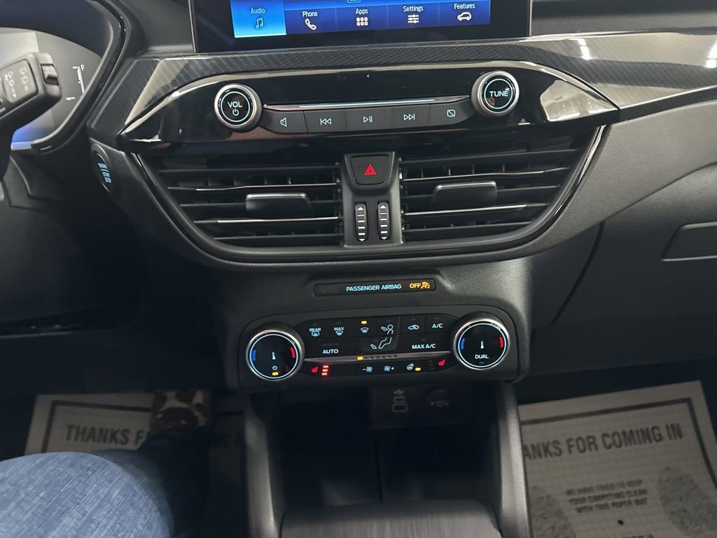 New 2026 Ford Escape ST-Line w/ Cold Weather Package AWD/4WD image 40