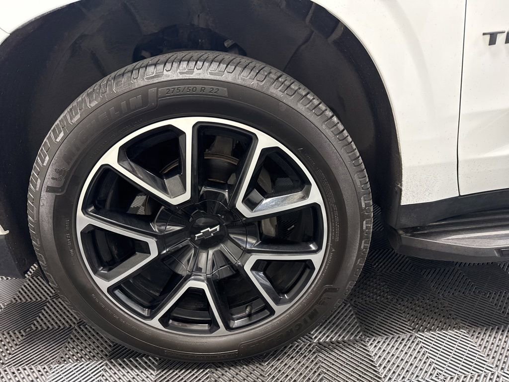 Used 2021 Chevrolet Tahoe RST w/ Luxury Package AWD/4WD image 14